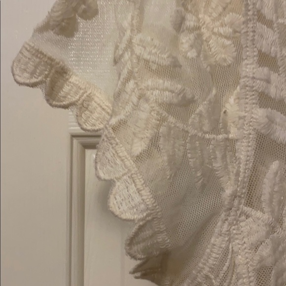 Express Embroidered Top - Picture 4 of 6